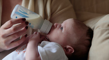 6 Things You Should Not Say to a Formula-Feeding Mom