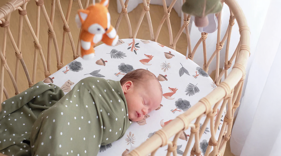 How to Choose a Crib Mobile Safely,  and Make It Look Beautiful Too